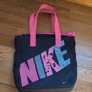 [13]Nike Tote Bag